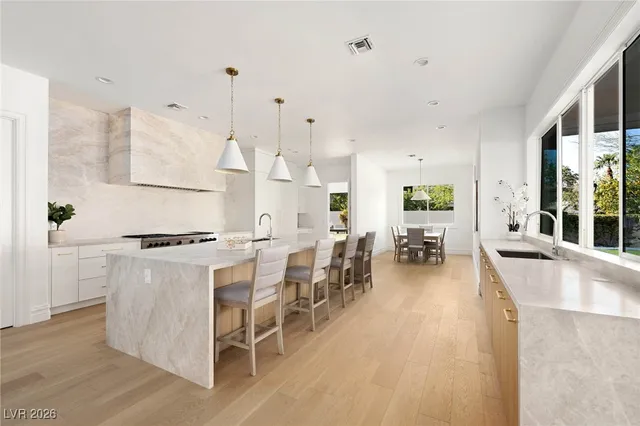 $4,650,000 | 428 St Andrews Court, Las Vegas, NV 89144