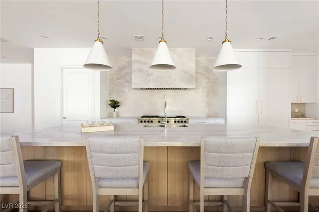 $4,650,000 | 428 St Andrews Court, Las Vegas, NV 89144