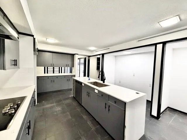 $379,900 | 424 South Comanche Drive, De Leon, TX 76444