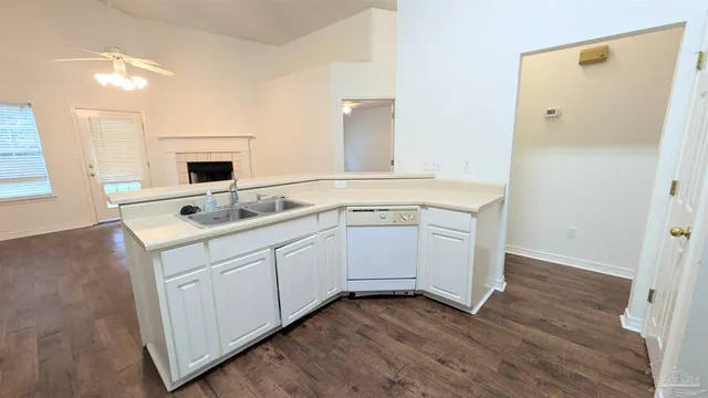 $1,610 | 6335 Mers Lane, Pensacola, FL 32526