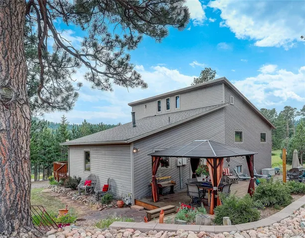 $760,000 | 7033 Silverhorn Drive, Evergreen, CO 80439