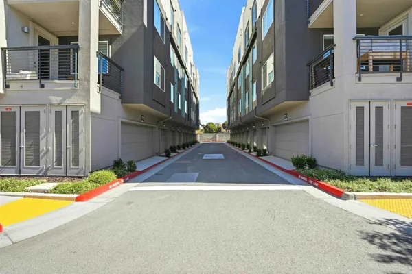 $1,175,000 | 3207 Mallard Court, Unit 301, San Jose, CA 95117