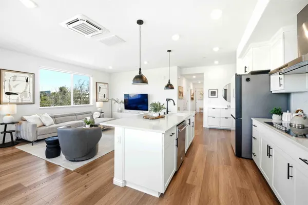 $1,175,000 | 3207 Mallard Court, Unit 301, San Jose, CA 95117
