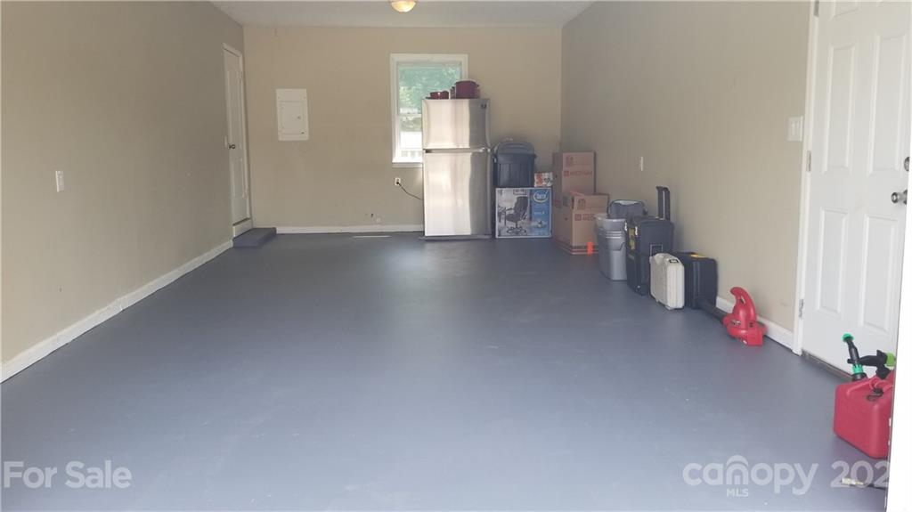 2126 Rover Street Newton, NC 28658 - Photo 11 of 48 Gallery Image 11