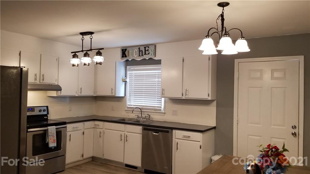 2126 Rover Street Newton, NC 28658 - Photo 31 of 48 Gallery Image 31