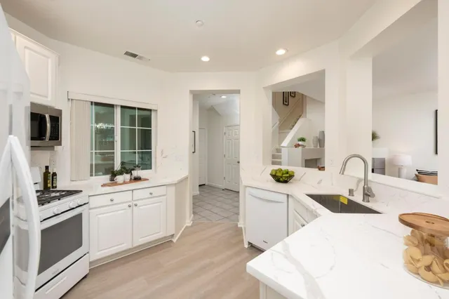 $1,399,000 | 106 Camerota Way, Redwood Shores, CA 94065