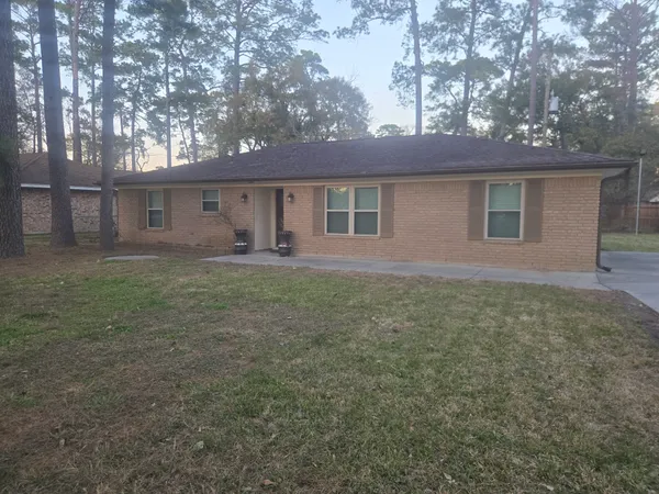 front view of house with a yard