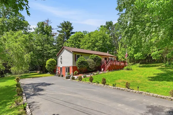 $449,000 | 13 Diamond Court, Saugerties, NY 12477