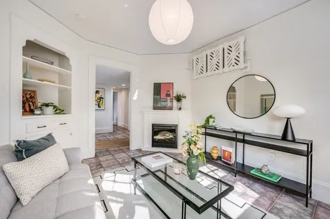 $528,000 | 1 Dana Street, Unit 1, Cambridge, MA 02138