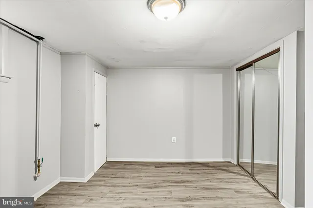 an empty room with window