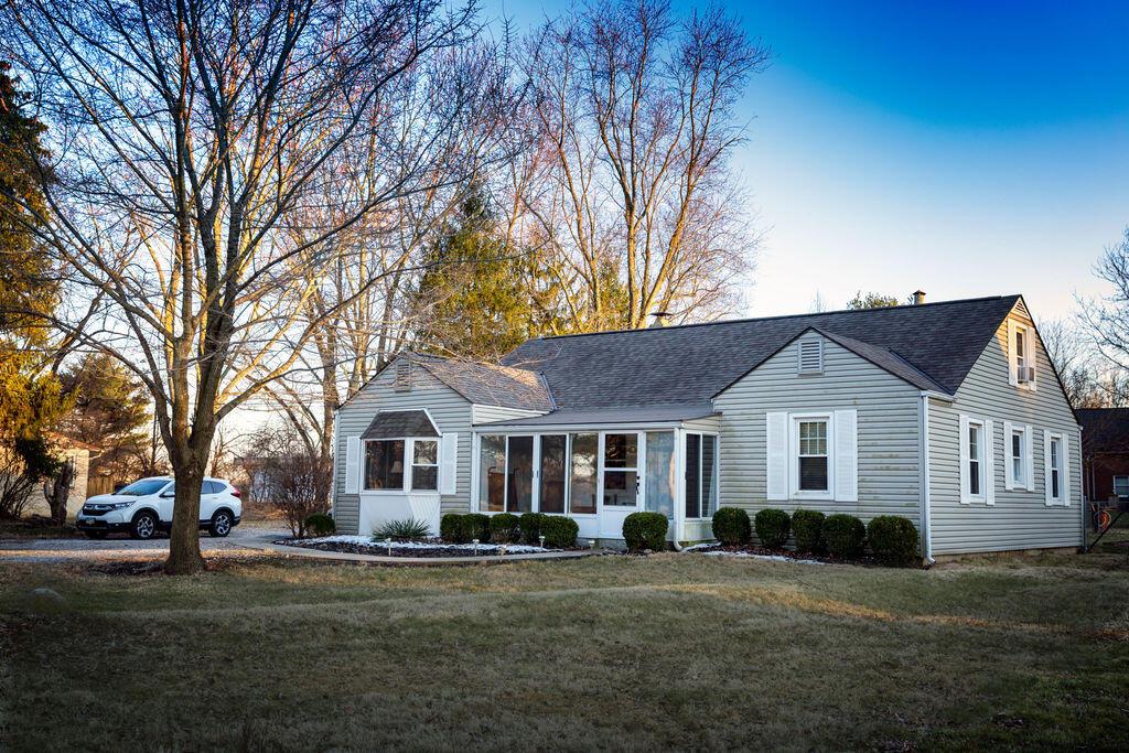 217 East Wilson Bridge Road Worthington, OH 43085 - Photo 2 of 24 Front