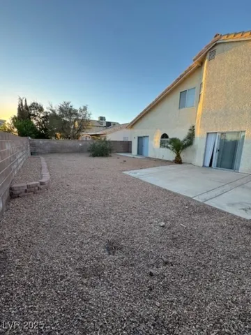 $2,000 | 713 Rusty Spur Drive, Henderson, NV 89014