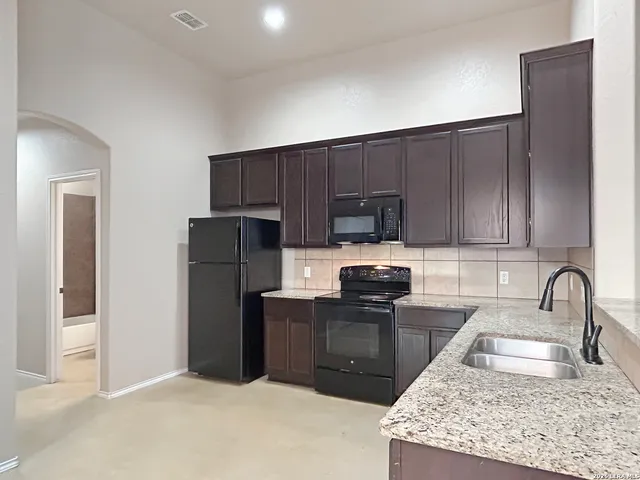 $1,450 | 1020 Carolyn Cove, New Braunfels, TX 78130