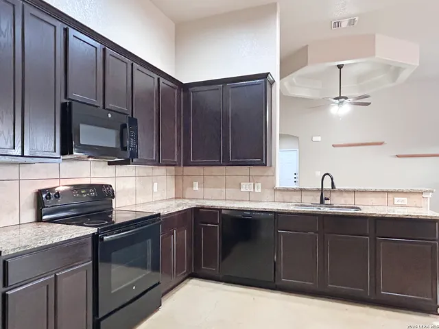 $1,450 | 1020 Carolyn Cove, New Braunfels, TX 78130