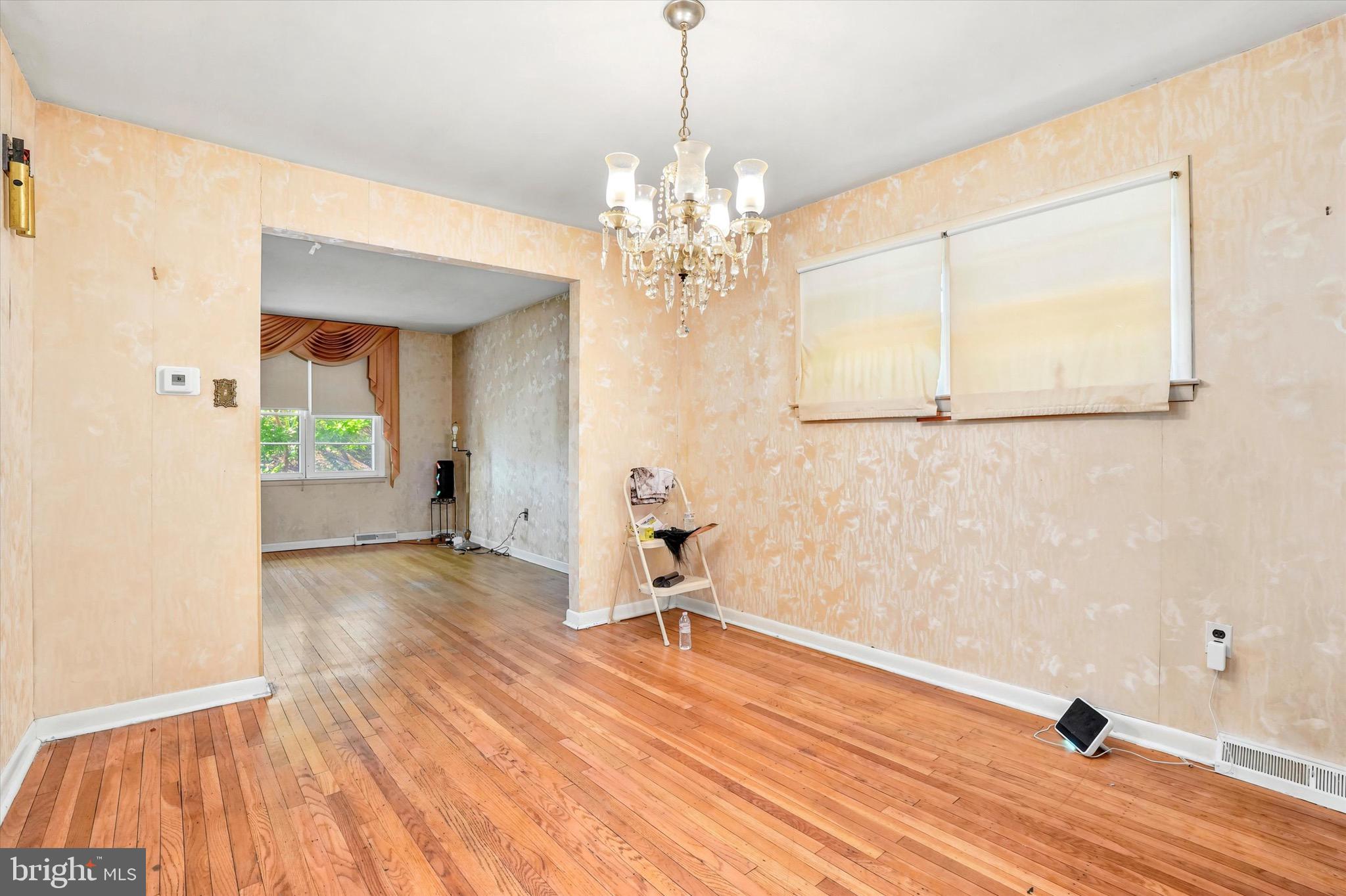858 Hilldale Road Glenside, PA 19038 - Photo 8 of 29