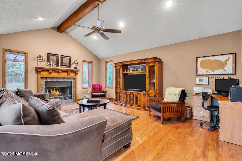 1923 Whitesville Road Toms River, NJ 08755 - Photo 21 of 53 20260123181427220371000000-o