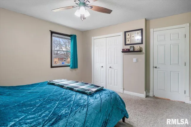 $235,000 | 23171 Beulah Drive, Athens, IL 62613