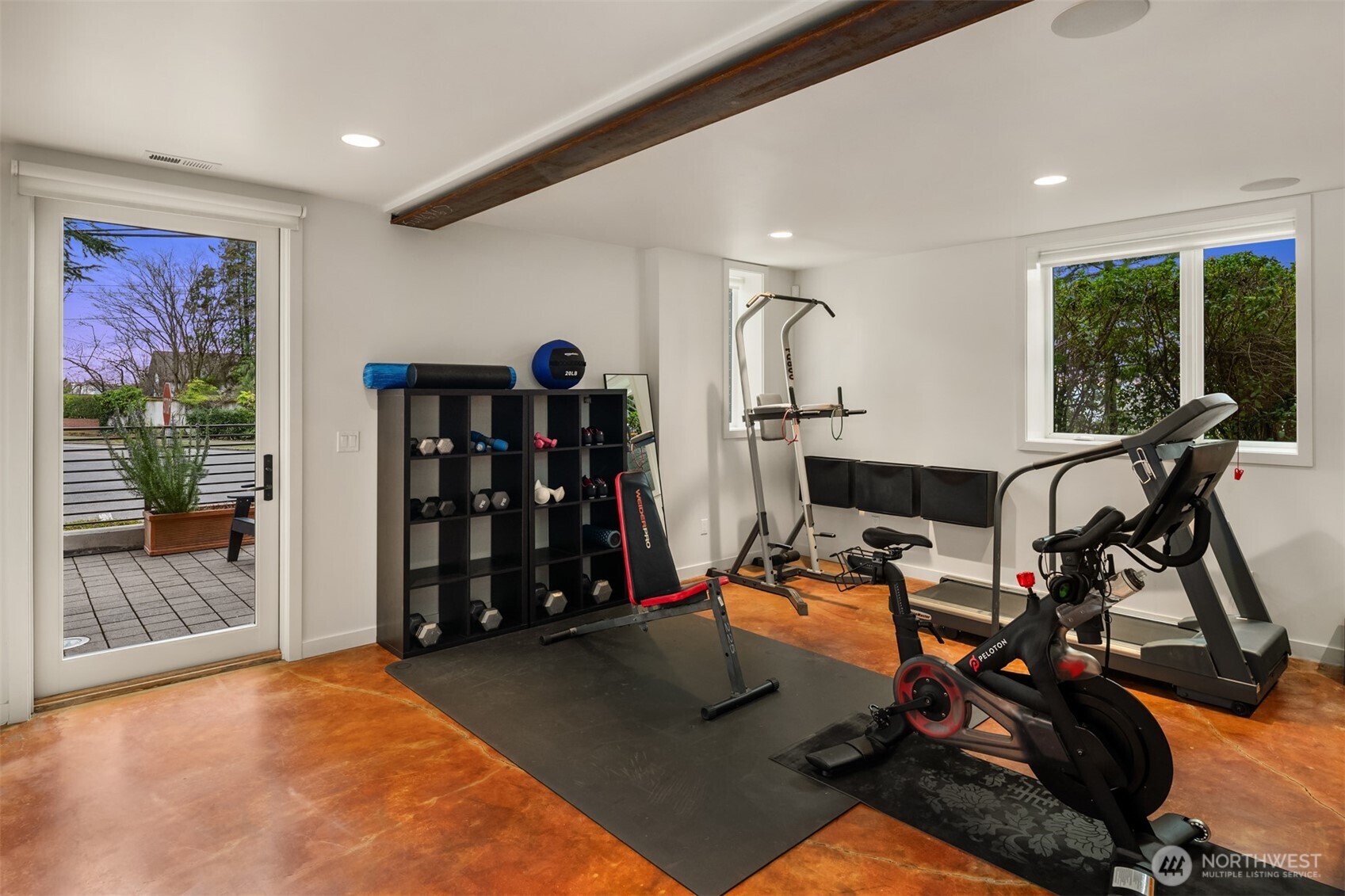 1400 Olympic Way West Seattle, WA 98119 - Photo 30 of 40 a view of a room with gym equipment