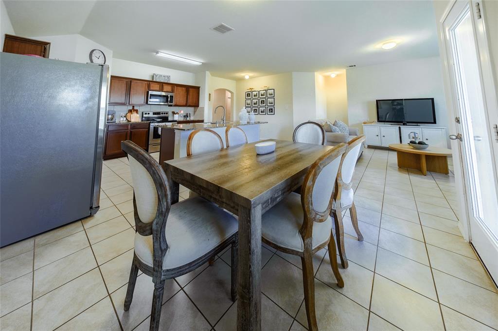 806 Opal Path Princeton, TX 75407 - Photo 14 of 19