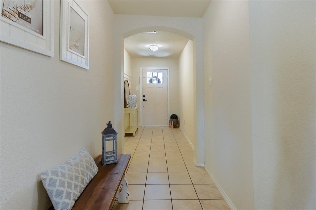 806 Opal Path Princeton, TX 75407 - Photo 2 of 19