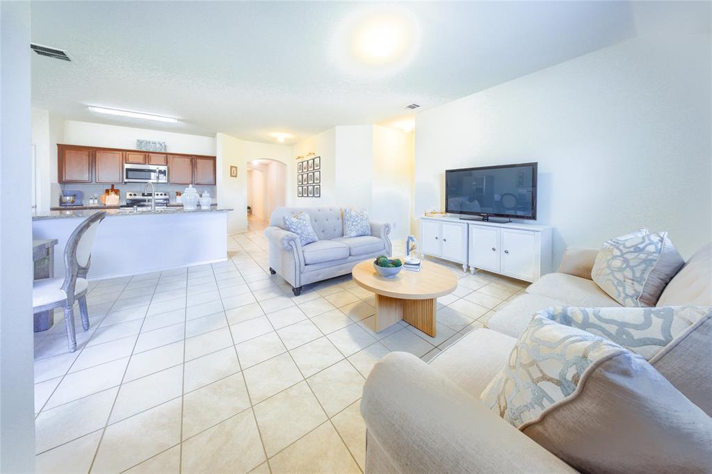 806 Opal Path Princeton, TX 75407 - Photo 4 of 19