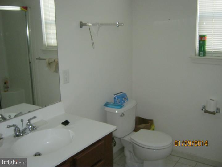 151 Natalie Road Delran, NJ 08075 - Photo 8 of 15 Bathroom
