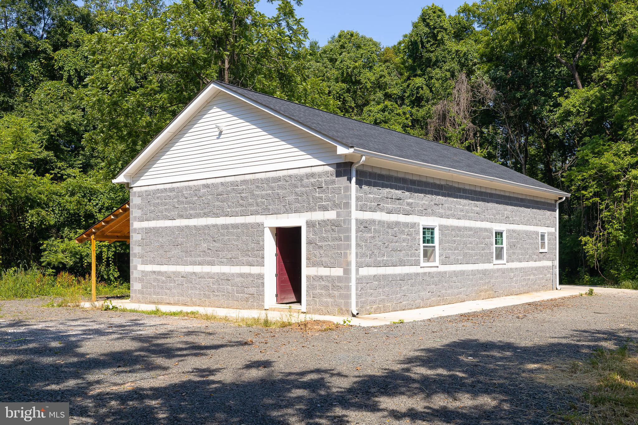 10018 Meetze Road Midland, VA 22728 - Photo 23 of 28 Oversize 55 x 30 Garage / Workshop