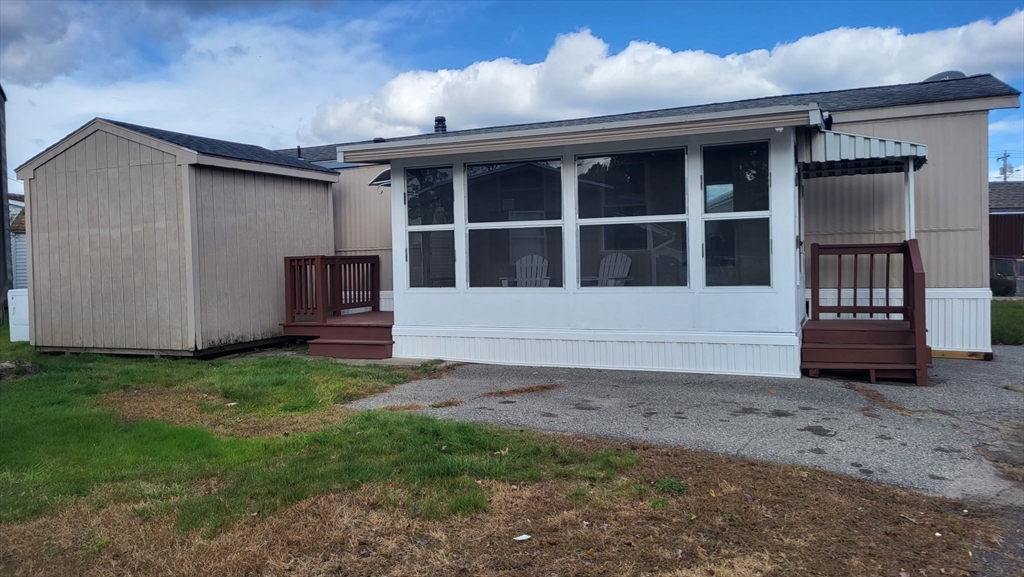 557 Southwest Cutoff, Unit 107 Worcester, MA 01607 - Photo 3 of 42 Gallery Image 3