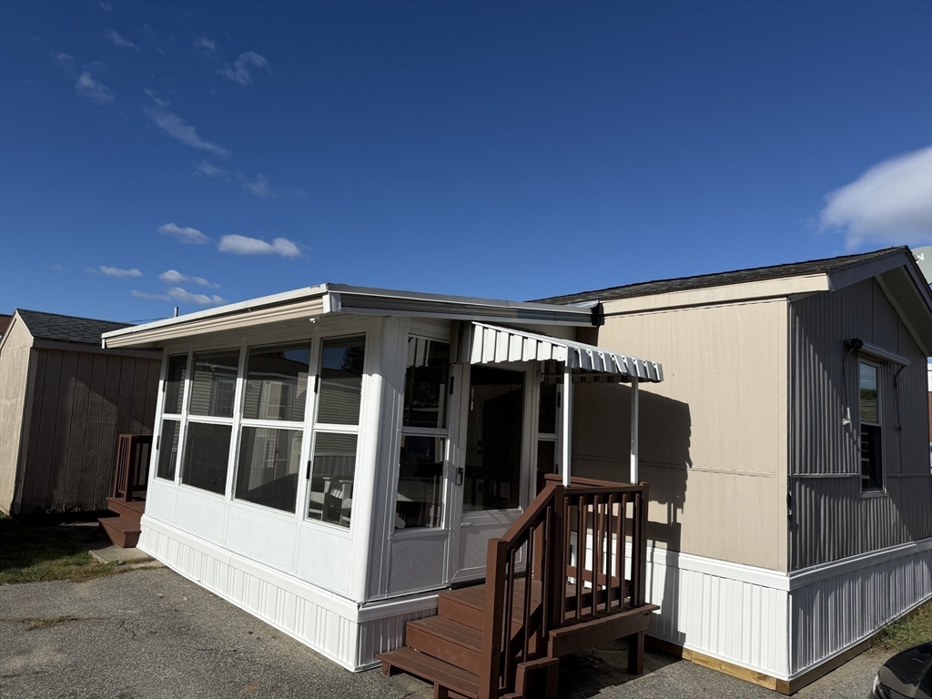 557 Southwest Cutoff, Unit 107 Worcester, MA 01607 - Photo 6 of 42 Gallery Image 6