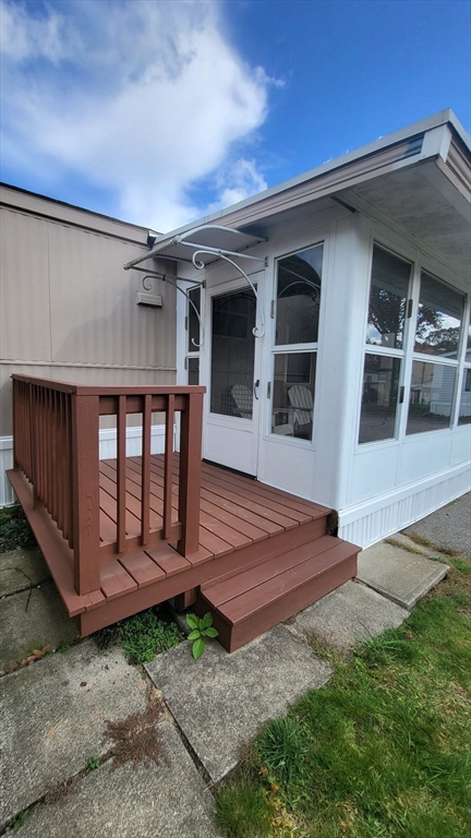 557 Southwest Cutoff, Unit 107 Worcester, MA 01607 - Photo 9 of 42 Gallery Image 9