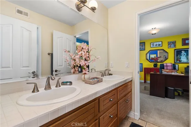 $2,450,000 | 323 Empire Landing, Long Beach, CA 90803