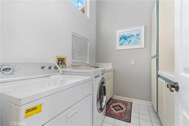 $2,450,000 | 323 Empire Landing, Long Beach, CA 90803