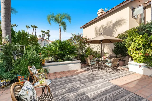 $2,450,000 | 323 Empire Landing, Long Beach, CA 90803