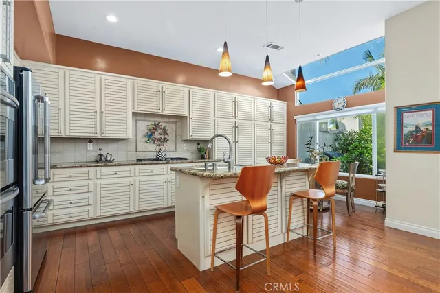 $2,450,000 | 323 Empire Landing, Long Beach, CA 90803