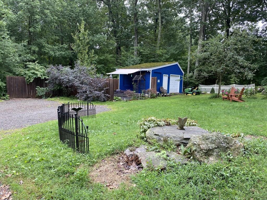 5 Helens Avenue Rutland, MA 01543 - Photo 3 of 23