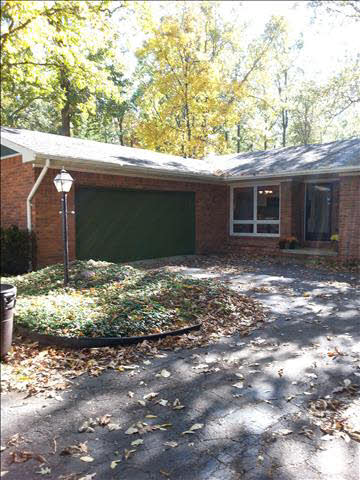 13945 South Custer Road Dundee, MI 48131 - Photo 2 of 9 2.5 Car Garage