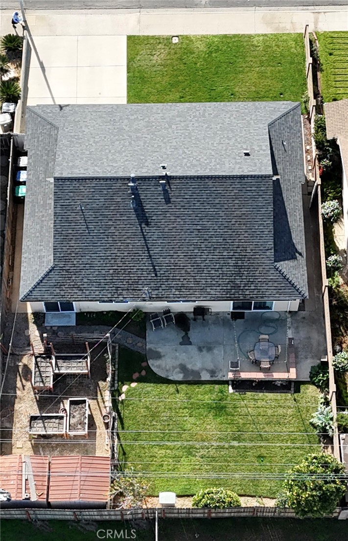 911 East Evergreen Avenue Santa Maria, CA 93454 - Photo 48 of 48 a aerial view of a house with a yard
