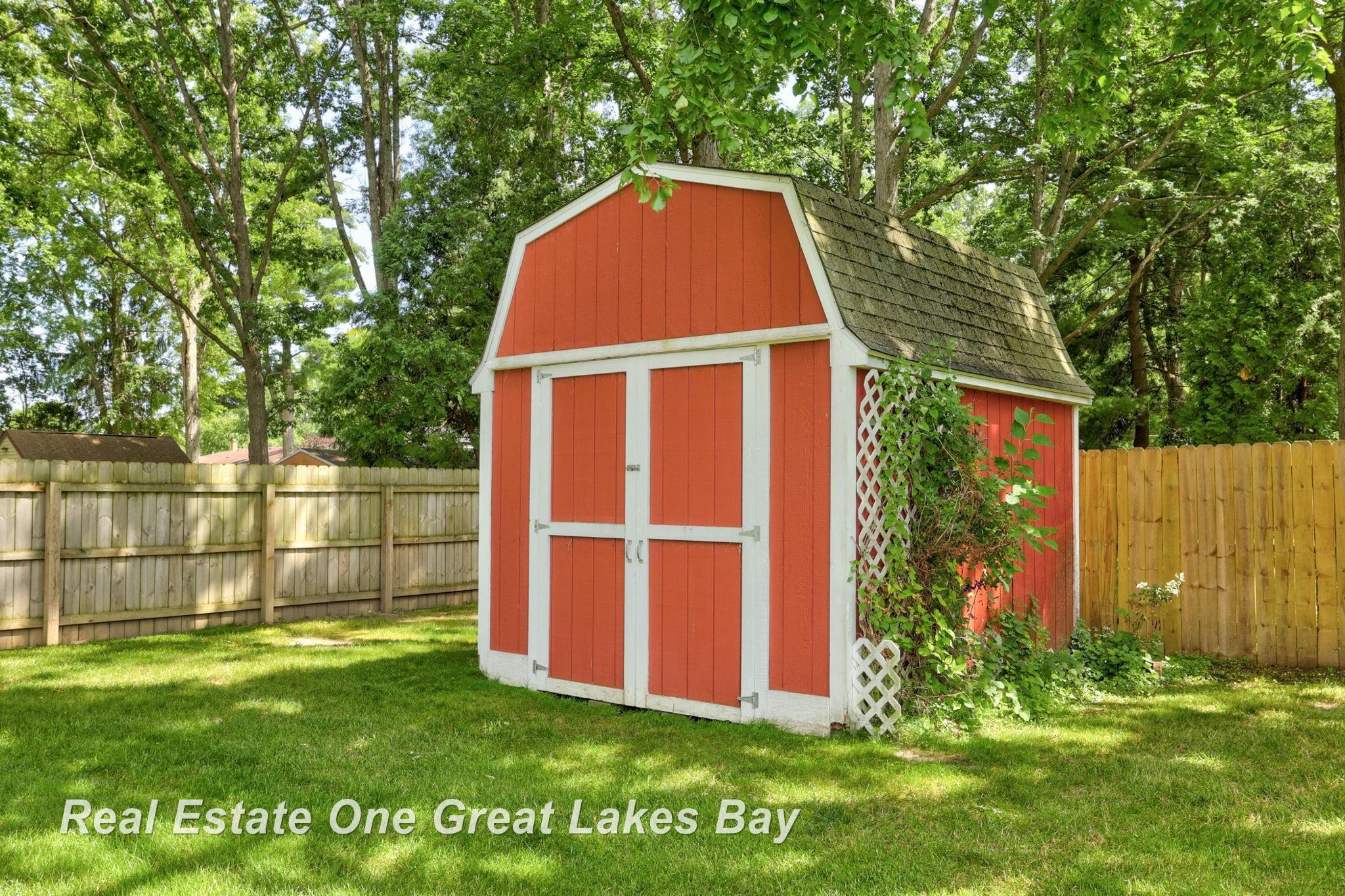 8171 Geddes Road Saginaw, MI 48609 - Photo 37 of 42 Gallery Image 37