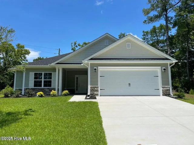 $358,850 | 1021 Wood Creek Road Northeast, Leland, NC 28451