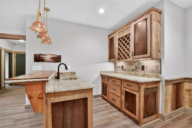 a view of a lake from a yard