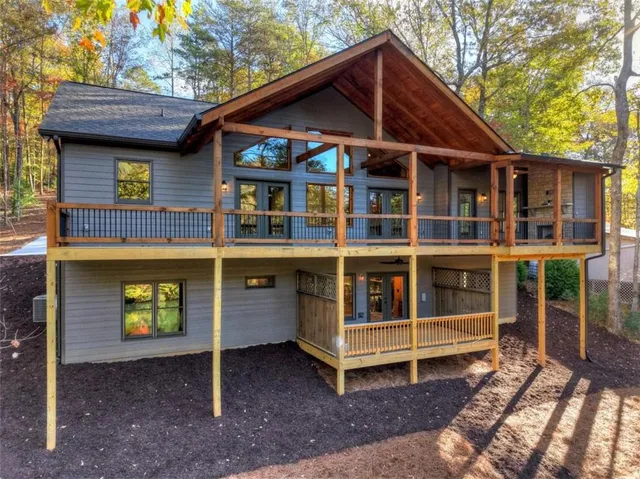 $1,100,000 | 382 Pocaset, Ellijay, GA 30540
