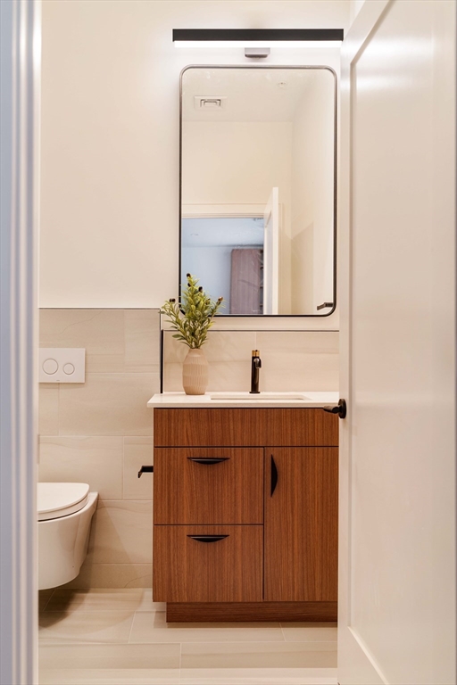 58 Kent, Unit 403 Brookline, MA 02445 - Photo 17 of 23