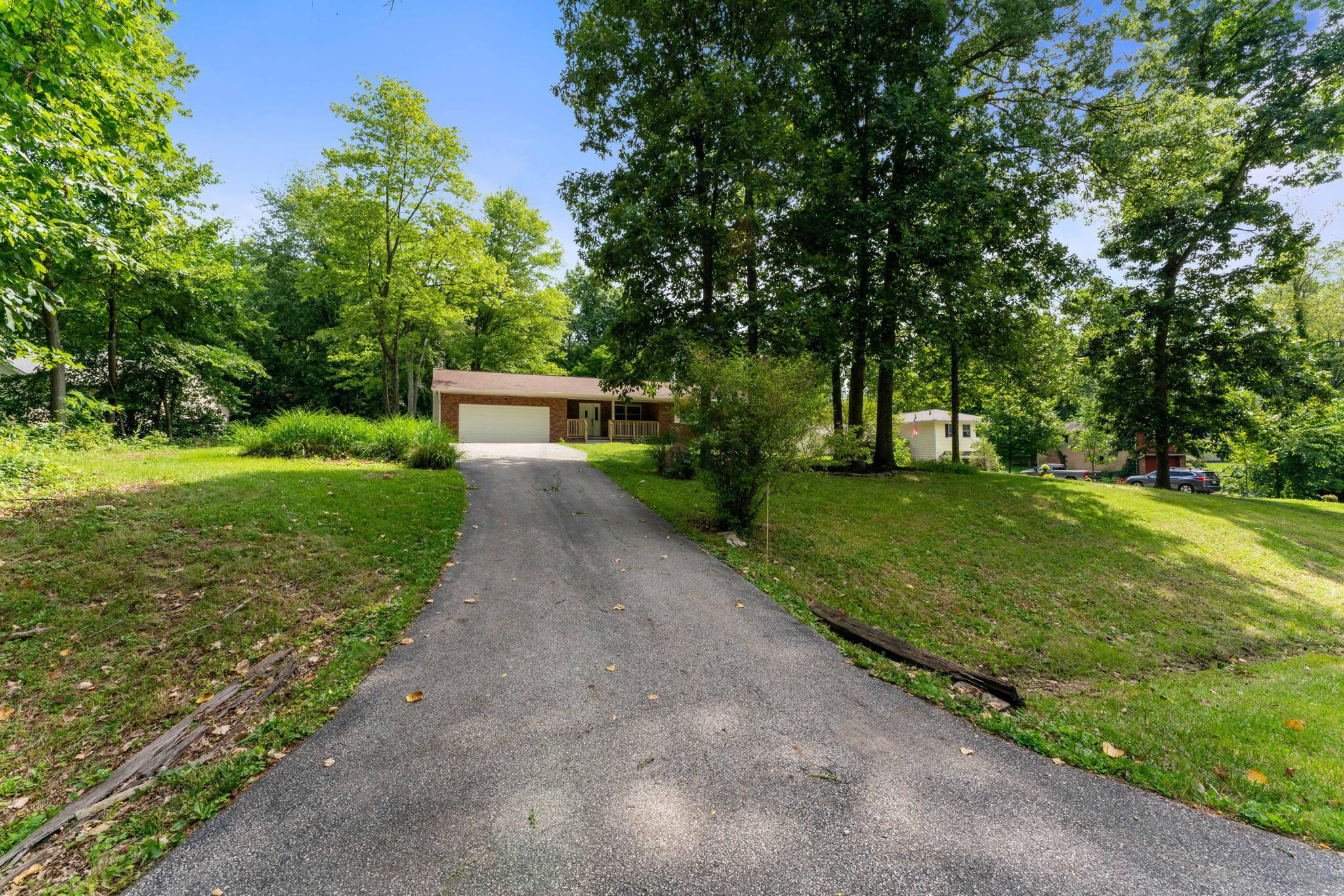 336 Riva Ridge Road Southwest Pataskala, OH 43062 - Photo 1 of 42 1-web-or-mls-336-riva-ridge-rd-sw