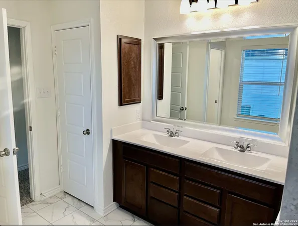 $2,500 | 4955 Usaa Boulevard, Unit 79, San Antonio, TX 78240