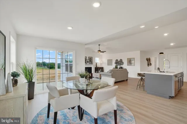 $658,165 | 350 Lloyds Lane, York, PA 17406