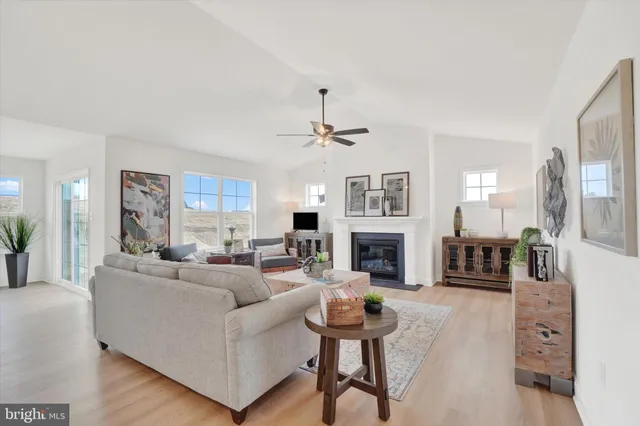 $658,165 | 350 Lloyds Lane, York, PA 17406