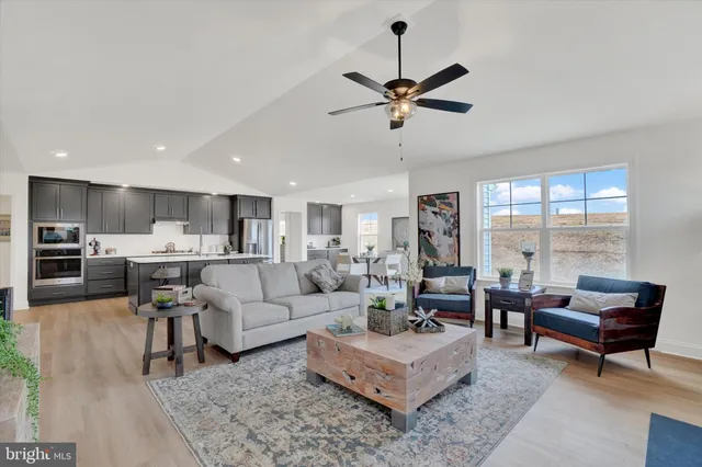 $658,165 | 350 Lloyds Lane, York, PA 17406