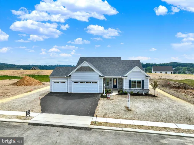 $658,165 | 350 Lloyds Lane, York, PA 17406