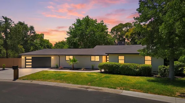 $750,000 | 2611 Foothill Drive, Carmichael, CA 95608
