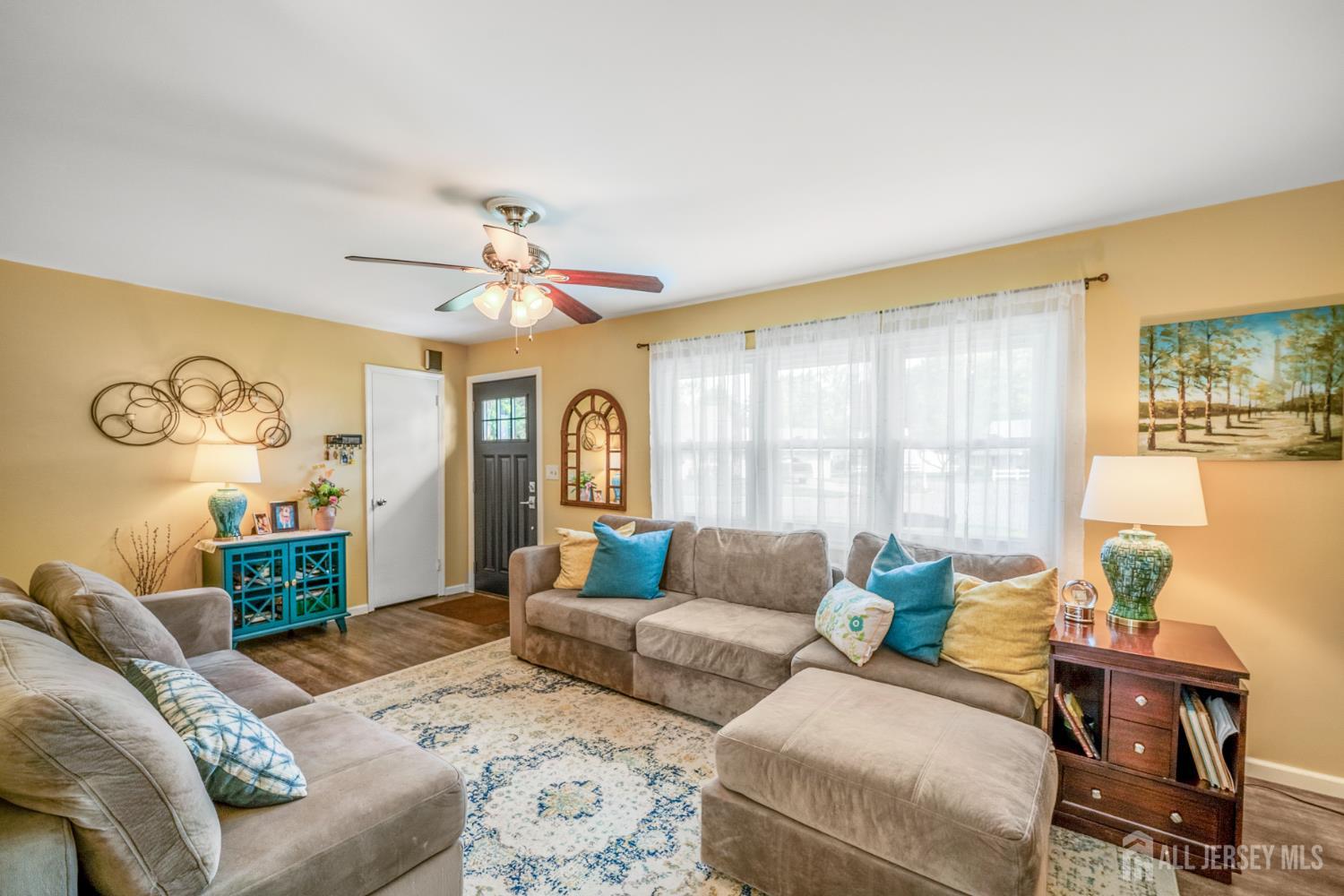 5 Wendy Road Colonia, NJ 07067 - Photo 17 of 41 Gallery Image 17